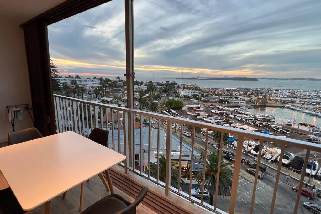 Apartamento Moderno Con Excelente Vista Al Puerto Apartment Punta del Este Exterior foto